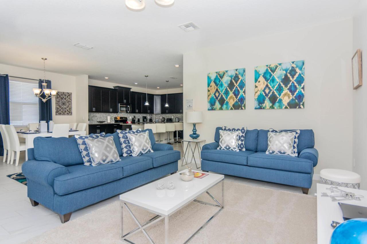 Enchanting Decor Home With Private Pool At Storey Lake Resort Sl4714 Kissimmee Eksteriør bilde