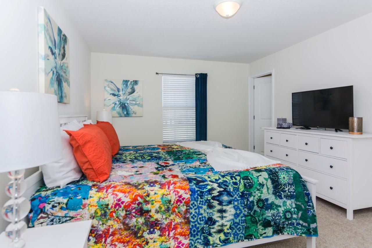 Enchanting Decor Home With Private Pool At Storey Lake Resort Sl4714 Kissimmee Eksteriør bilde