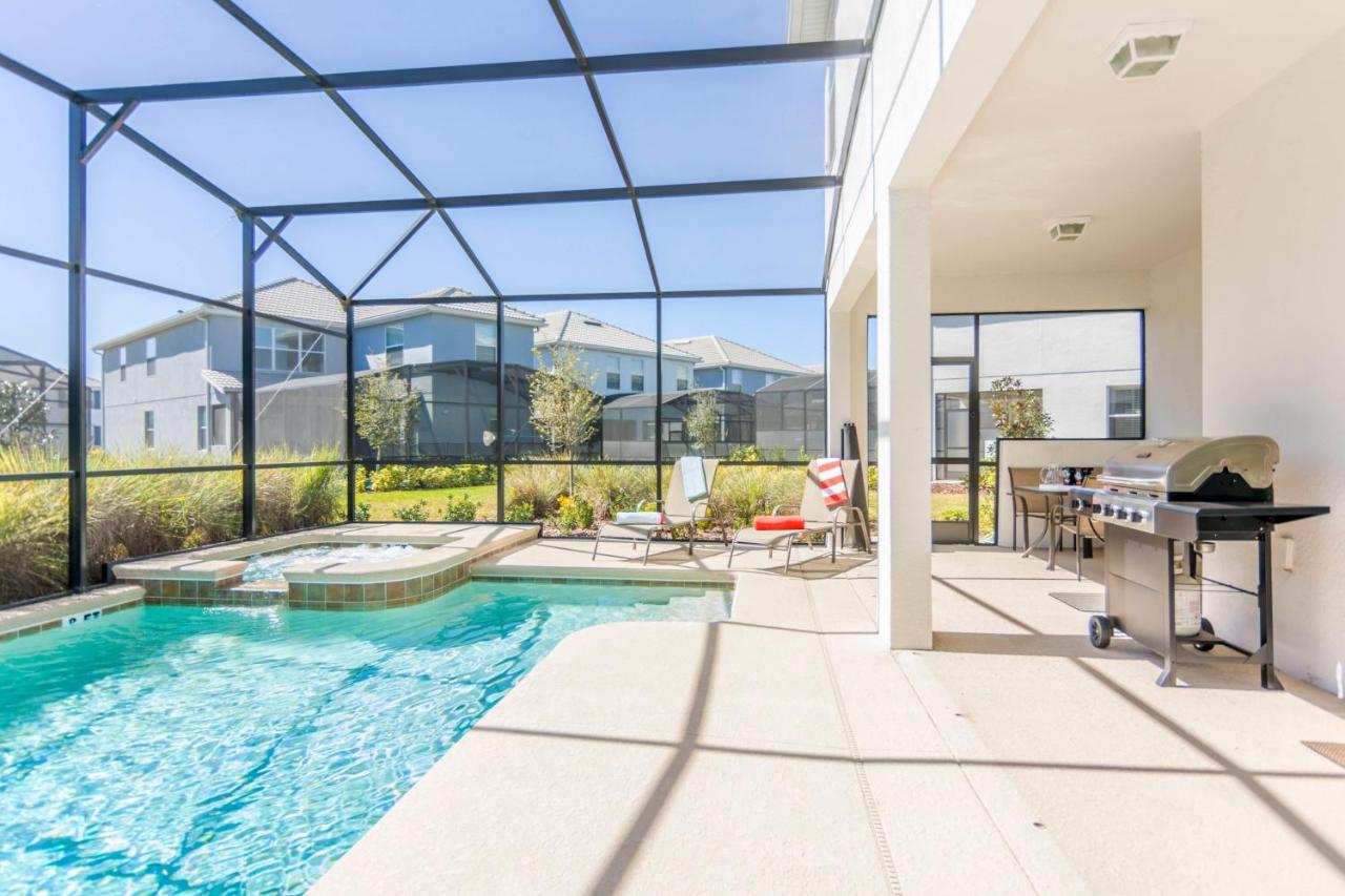 Enchanting Decor Home With Private Pool At Storey Lake Resort Sl4714 Kissimmee Eksteriør bilde