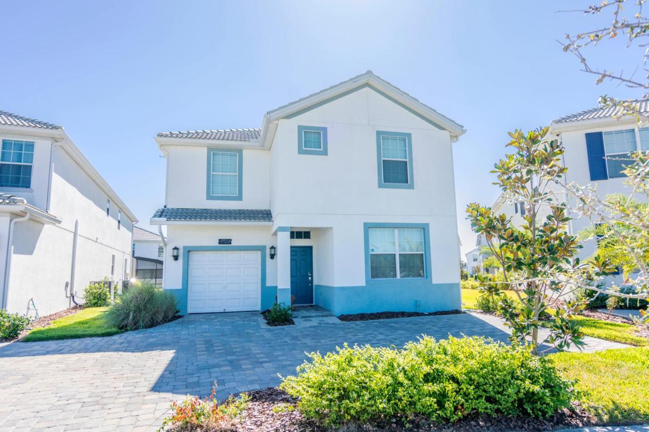 Enchanting Decor Home With Private Pool At Storey Lake Resort Sl4714 Kissimmee Eksteriør bilde