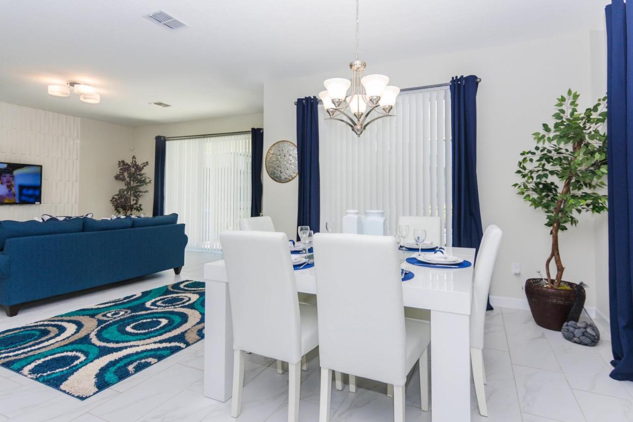 Enchanting Decor Home With Private Pool At Storey Lake Resort Sl4714 Kissimmee Eksteriør bilde
