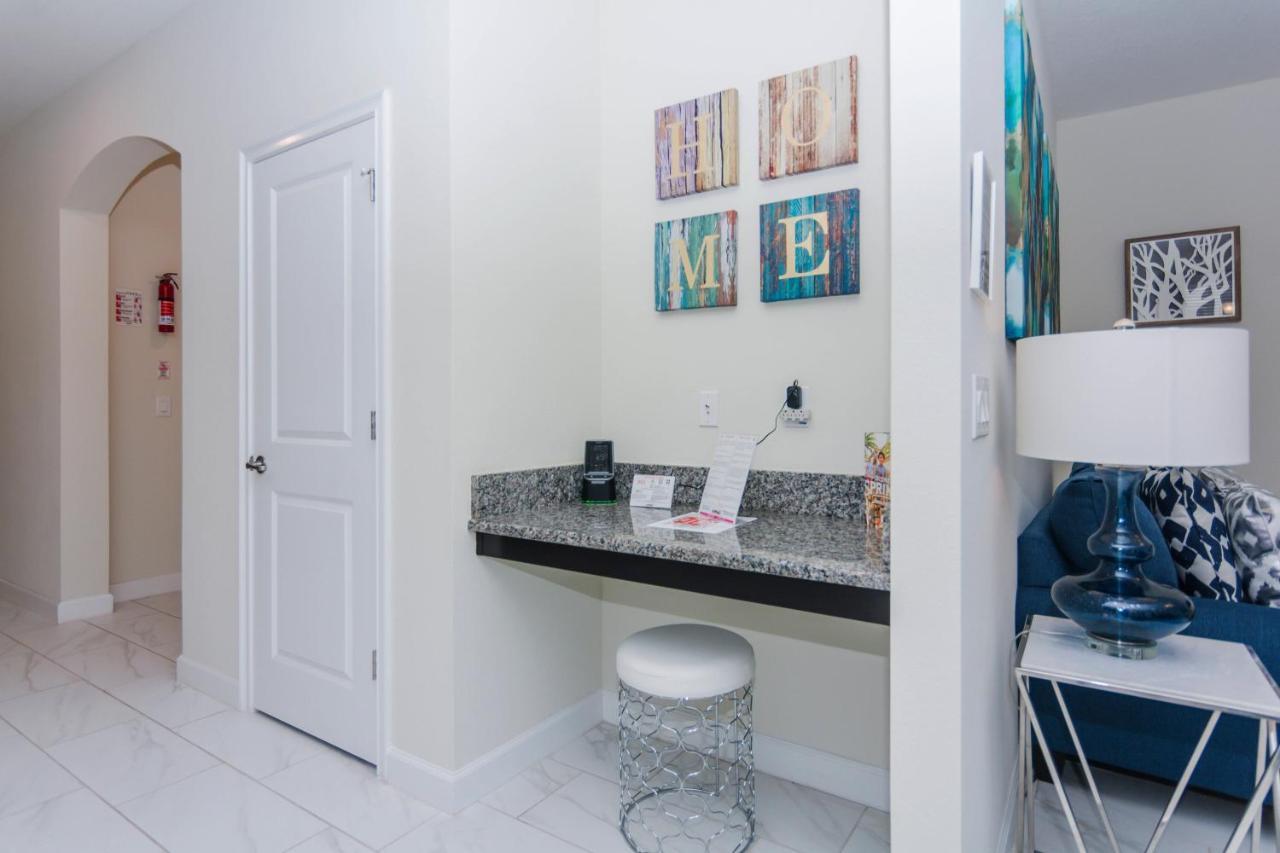 Enchanting Decor Home With Private Pool At Storey Lake Resort Sl4714 Kissimmee Eksteriør bilde